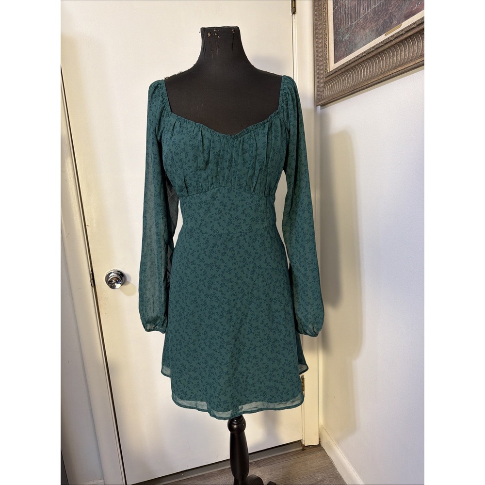 Hollister Size XXL Ditsy Floral Mini Babydoll Green Sheer Sweetheart Neck